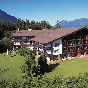 Отель Quellenhof